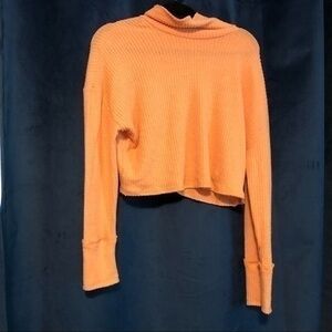 Wild Fable Size Small in Peach Knitted Crop Top